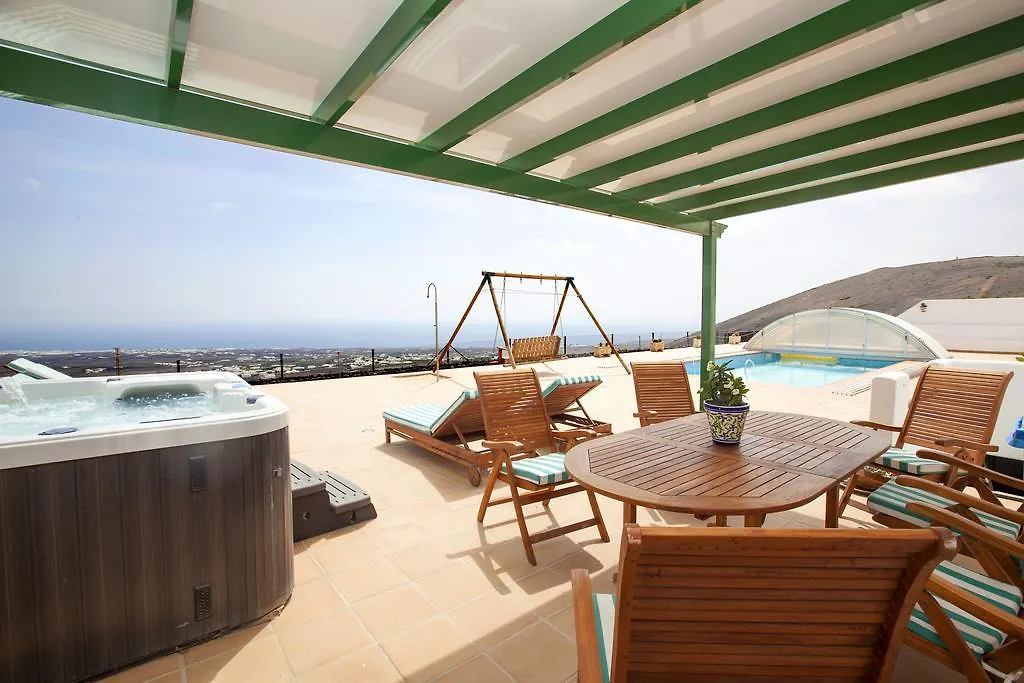 Casa Tinasoria Holiday home La Asomada